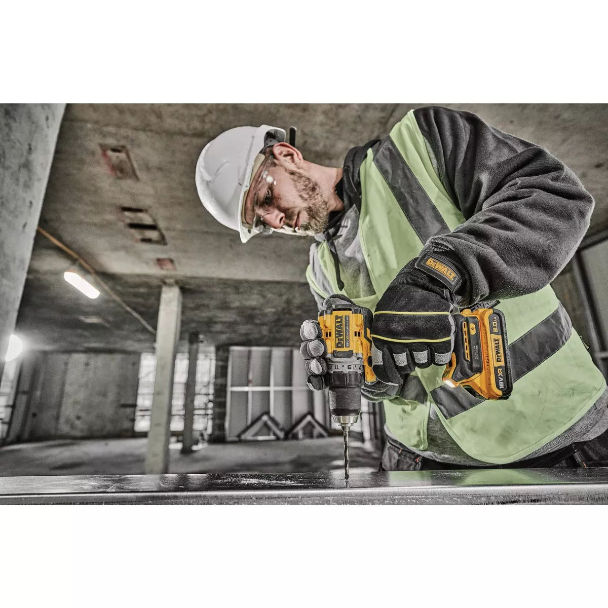 DEWALT 20V MAX XR Brushless 1/2 In. Cordless Drill/Driver Kit with (2) 2.0 Ah Batteries & Charger - photo 5