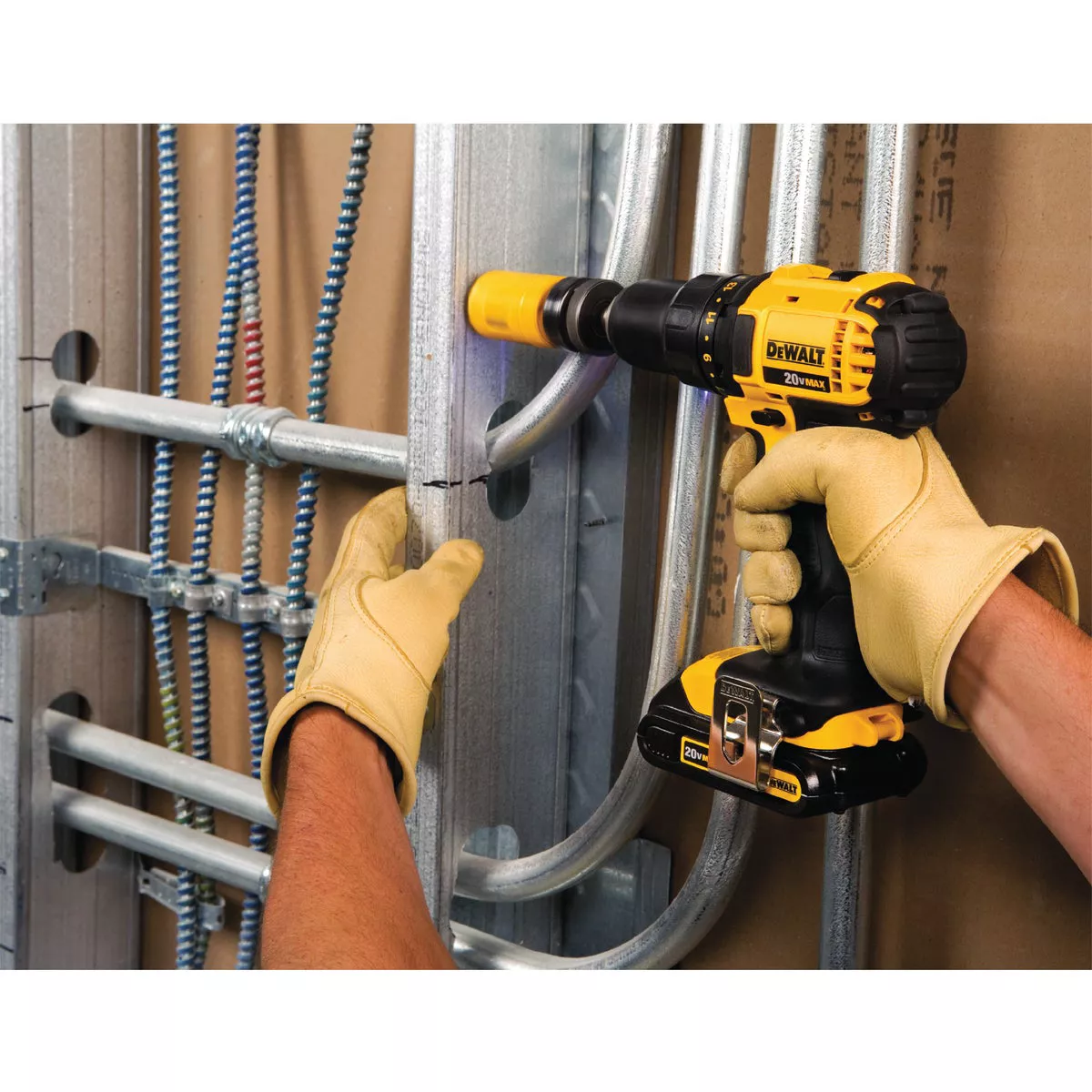 DEWALT 20-Volt MAX Lithium-Ion 1/2 In. Compact Cordless Drill Kit - photo 4