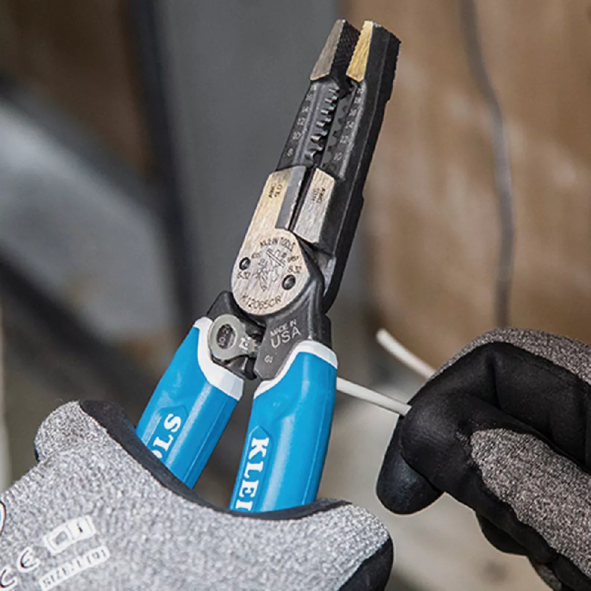 Klein-Kurve 8 In. Heavy-Duty Wire Stripper/Crimper Multi Tool - photo 5