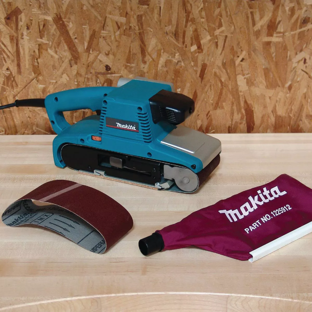 Makita 4 In. x 24 In. 8.8-Amp Belt Sander - photo 7