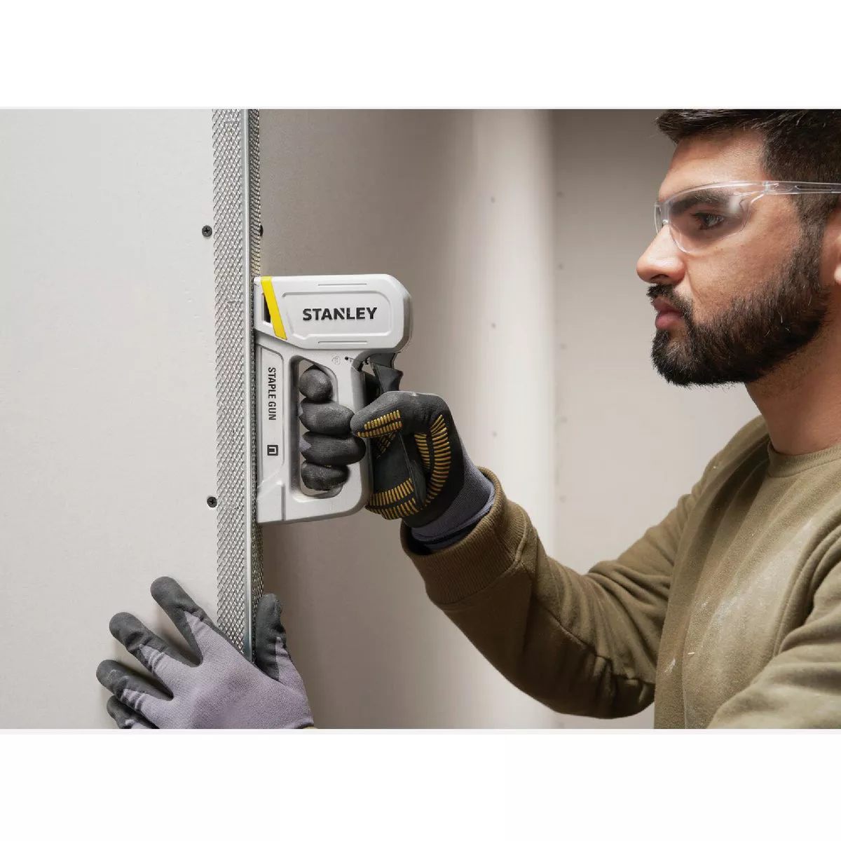 Stanley Aluminum Staple Gun Do it Best