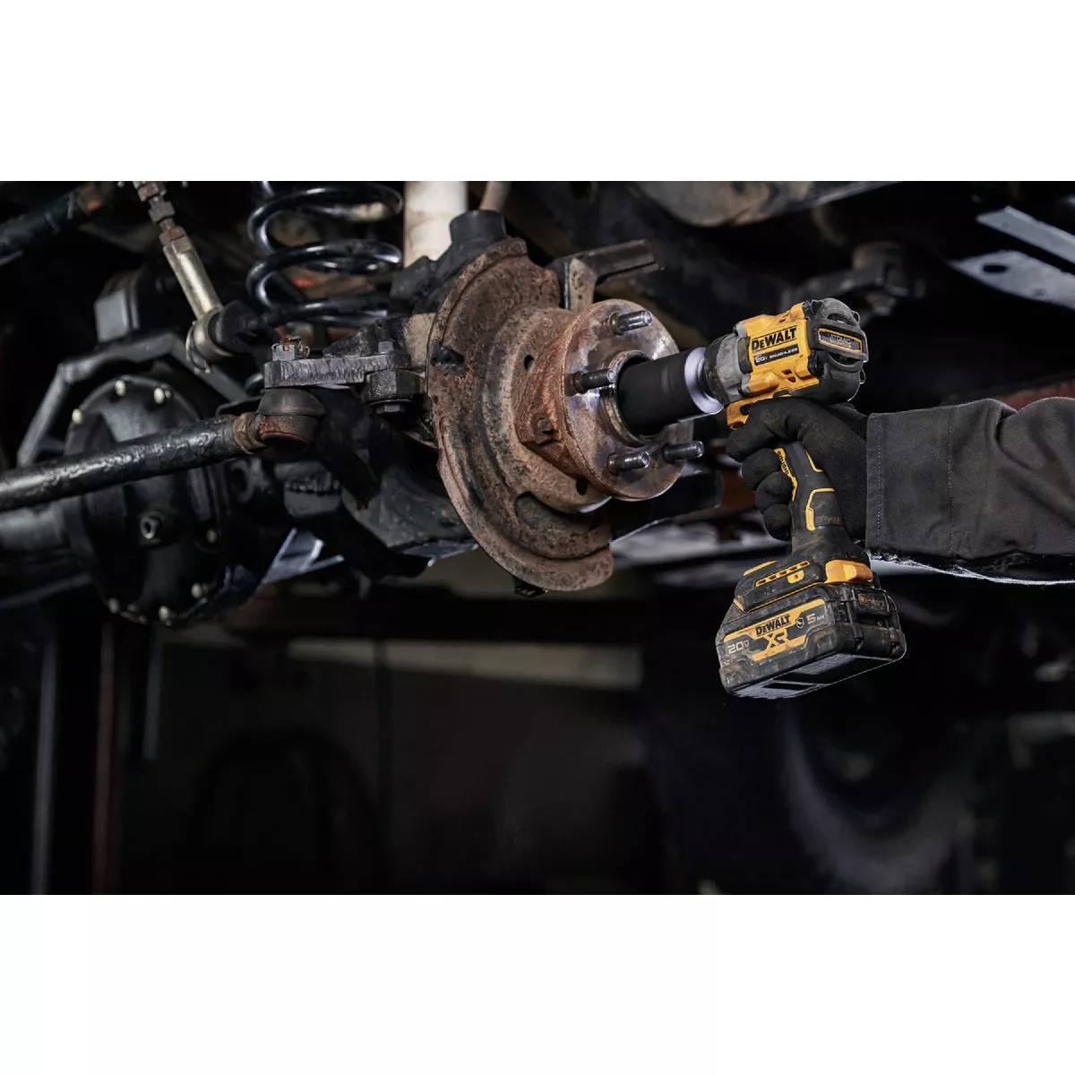 DEWALT ATOMIC 20V MAX Brushless 3/8 In. Cordless Impact Wrench with Hog Ring Anvil (Tool Only) - photo 6