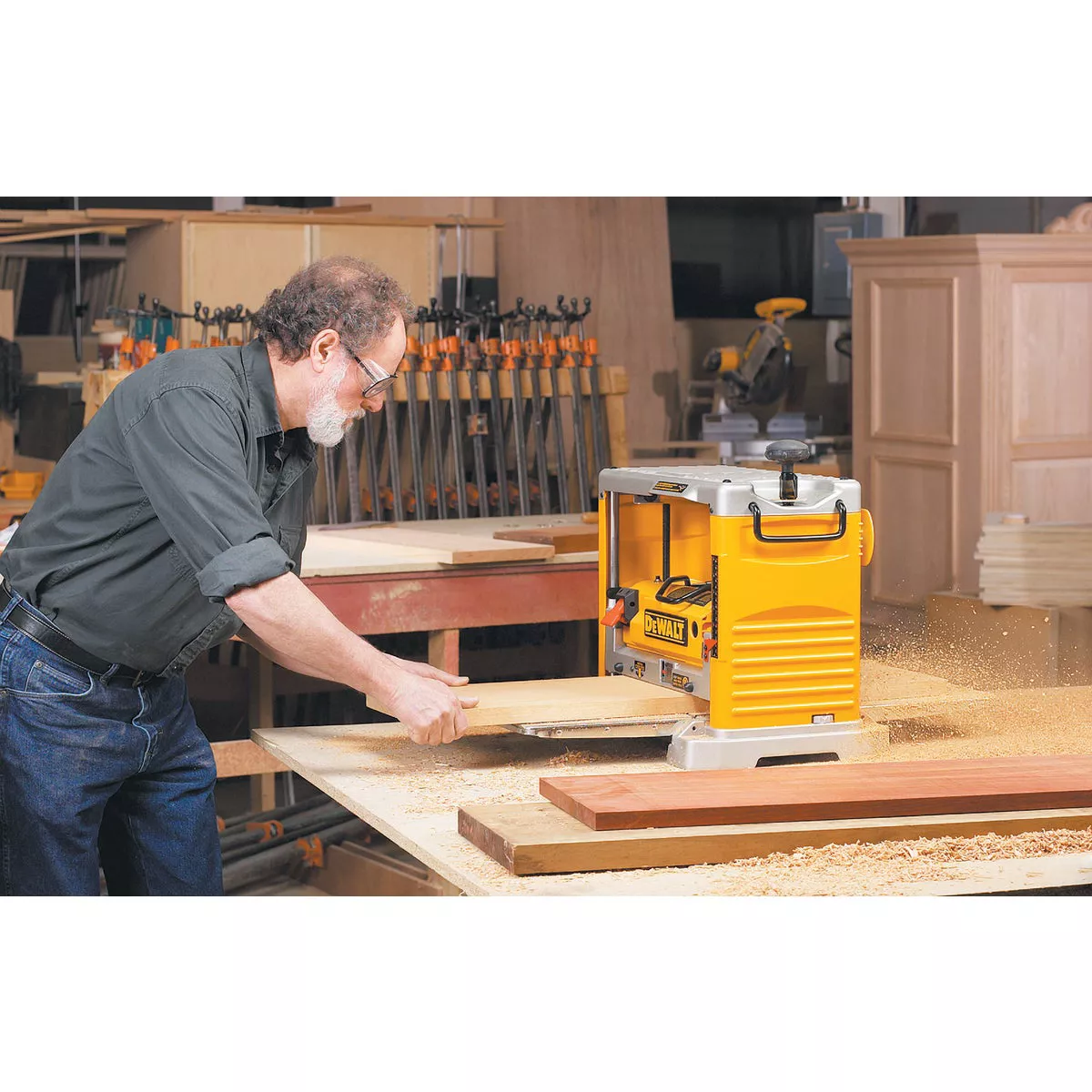 DEWALT 12-1/2 In. Portable Planer - photo 5