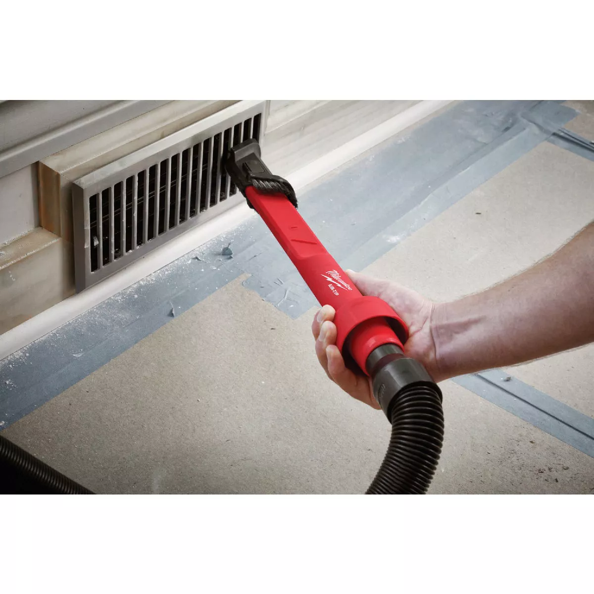 Milwaukee AIR-TIP 1-1/4 In. - 2-1/2 In. x 16 In. L 3-In-1 Plastic Crevice Tool with Brush - photo 2