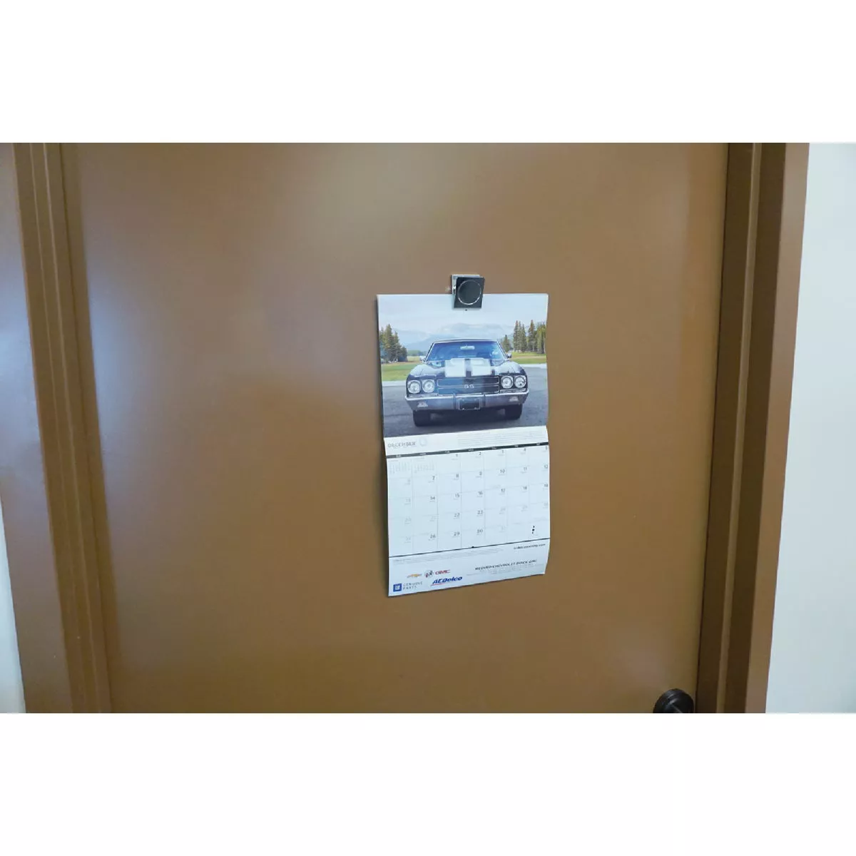 MagnetSource 9 Lb. Capacity Magnetic Metal Clips (2-Pack) - photo 9
