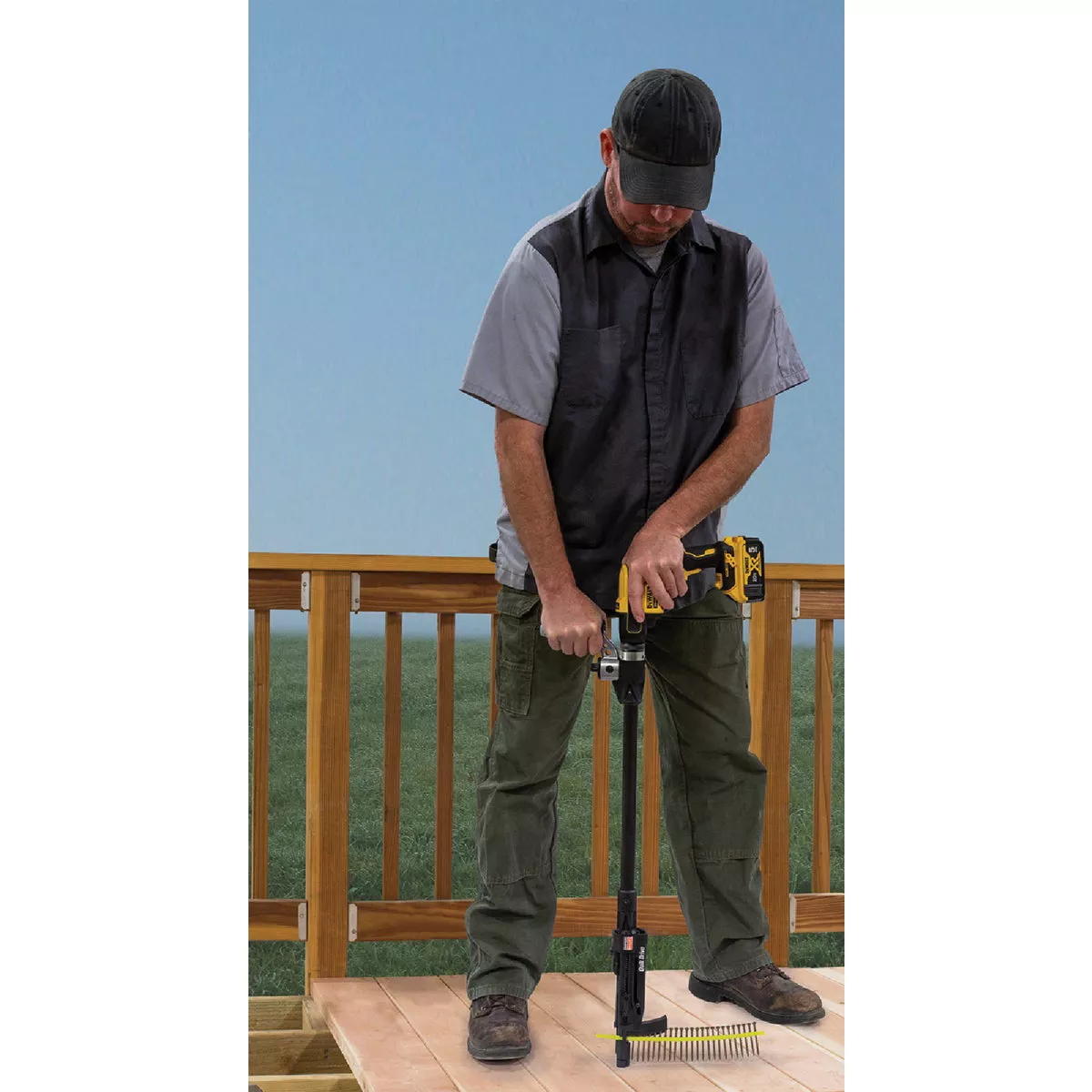 Quik Drive Cordless PRO300SG2 Decking System with DeWalt 2000 RPM Screwdriver Motor - photo 3