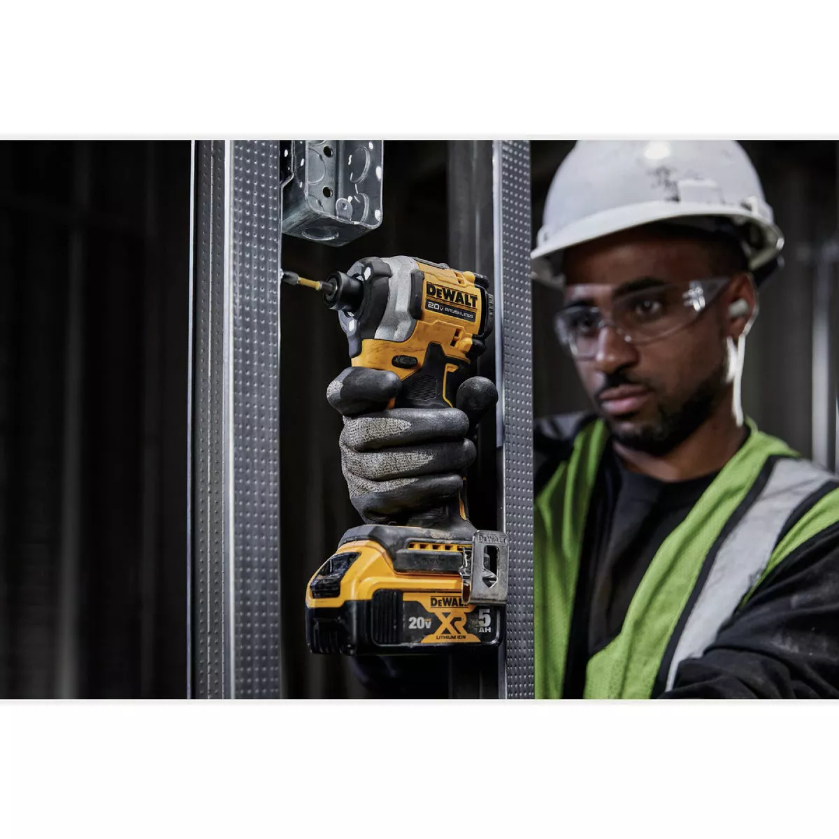 DEWALT ATOMIC 20V MAX Brushless 1/4 In. Cordless Impact Driver Kit with 5.0 Ah Battery & Charger - photo 7