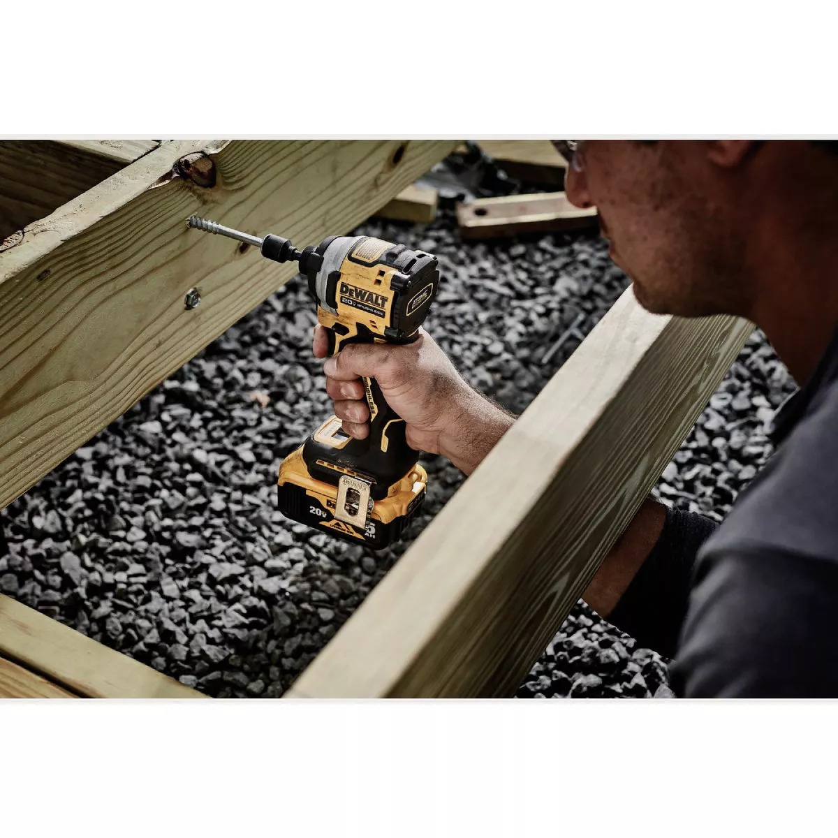 DEWALT ATOMIC 20V MAX Brushless 1/4 In. Cordless Impact Driver Kit with 5.0 Ah Battery & Charger - photo 6