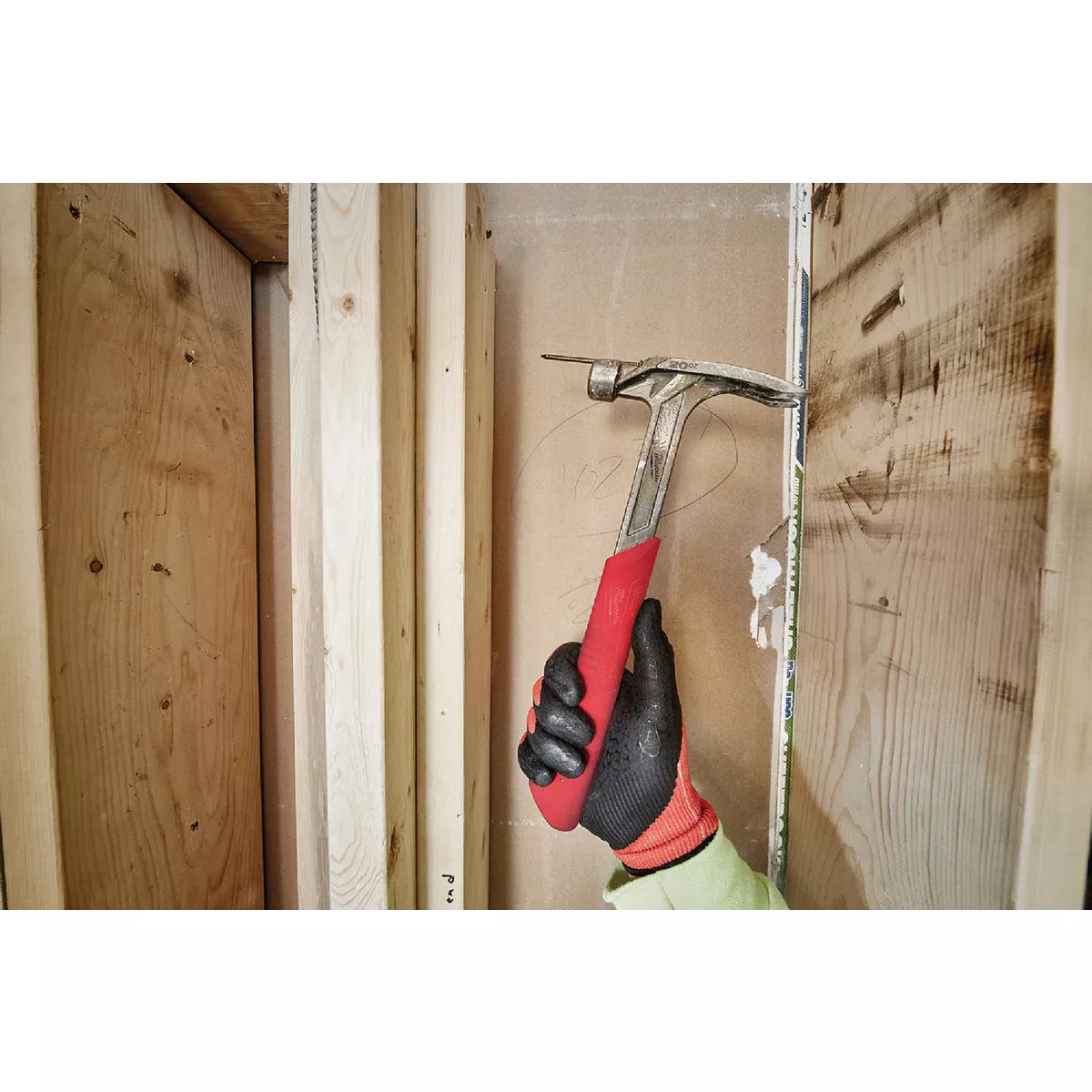 Milwaukee 20 Oz. Smooth-Face Rip Claw Hammer with Steel Handle - photo 3