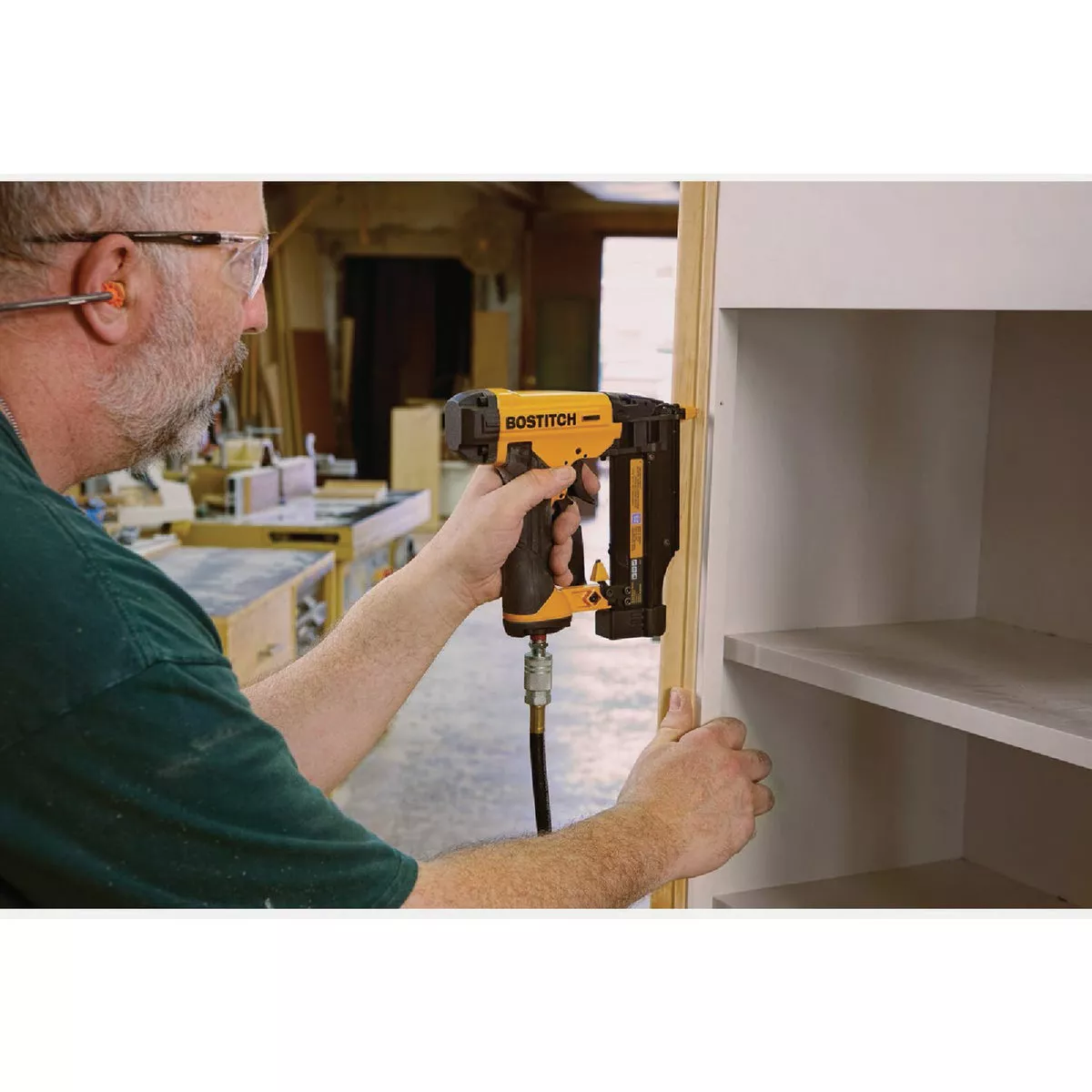 Bostitch 23-Gauge 2 In. Pin Nailer Kit - photo 3
