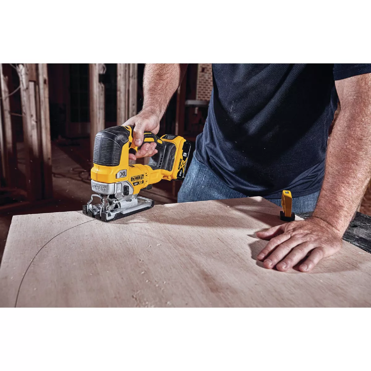 DEWALT 20V MAX XR Brushless Cordless Jig Saw Kit with 5.0 Ah Battery & Charger - photo 3