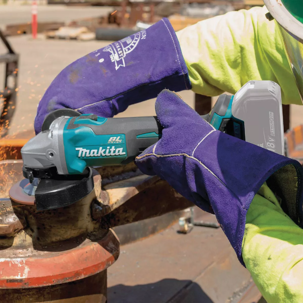 Makita 18 Volt LXT Lithium-Ion 4-1/2 In. - 5 In. Brushless Cordless Angle Grinder/Cut-Off Tool (Tool Only) - photo 2