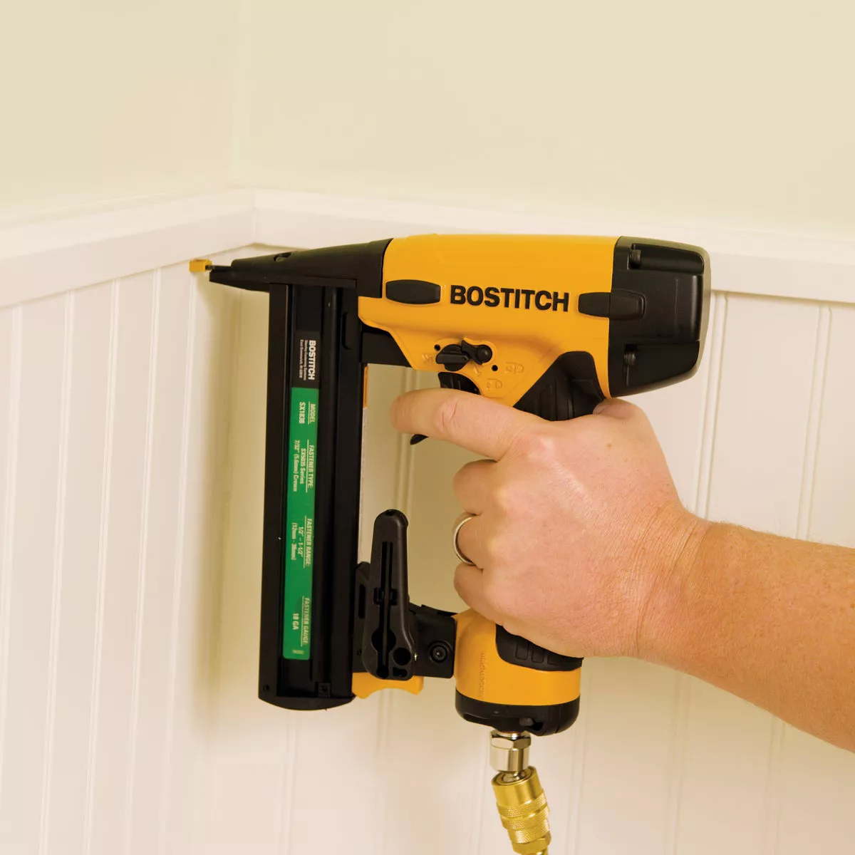Bostitch 18-Gauge 7/32 In. Crown 1-1/2 In. Finish Stapler Kit - photo 2