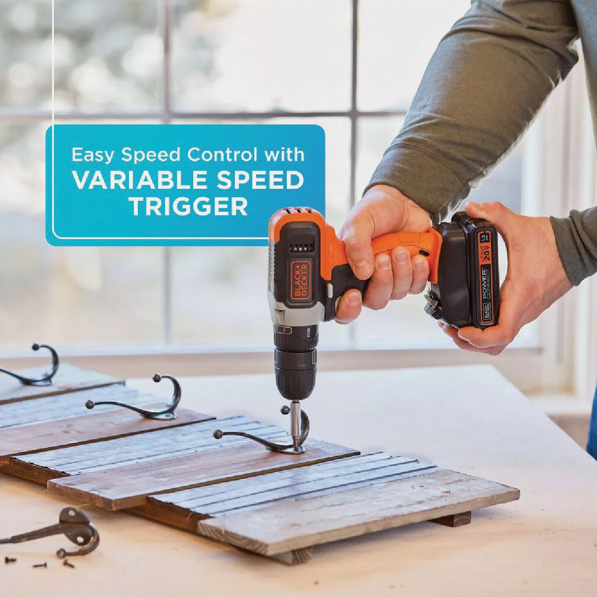Black & Decker 20V MAX 3/8 In. Cordless Drill/Driver Kit with 1.5 Ah Battery & Charger - photo 3