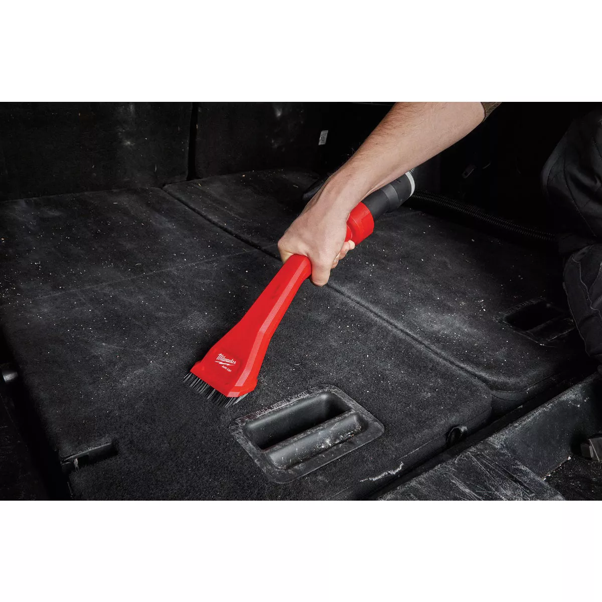 Milwaukee AIR-TIP 1-1/4 In. - 2-1/2 In. Red Plastic Claw Vacuum Nozzle with Brush - photo 2