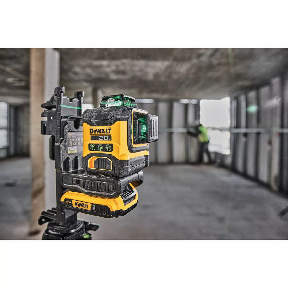 DEWALT 12V/20V MAX Self-Leveling Cross Line 3 x 360 Laser Level (Bare Tool) - photo 4