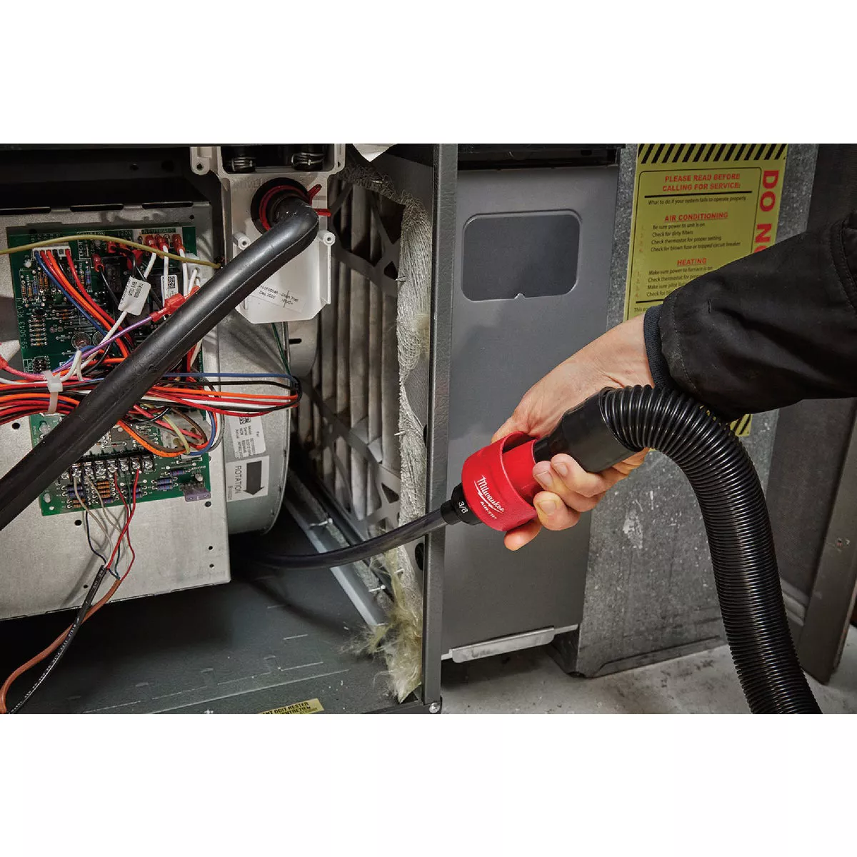 Milwaukee AIR-TIP 1-1/4 In. - 2-1/2 In. Long Reach Flexible Micro Vacuum Hose Set with Adapter (7-Piece) - photo 2