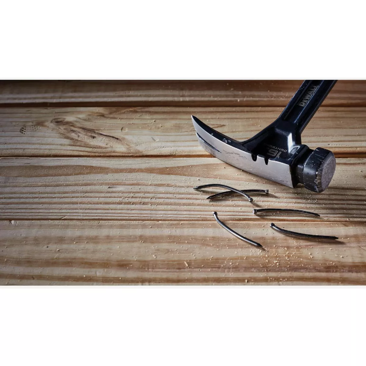 DEWALT 16 Oz. Smooth-Face Rip Claw Hammer with Steel Handle - photo 4