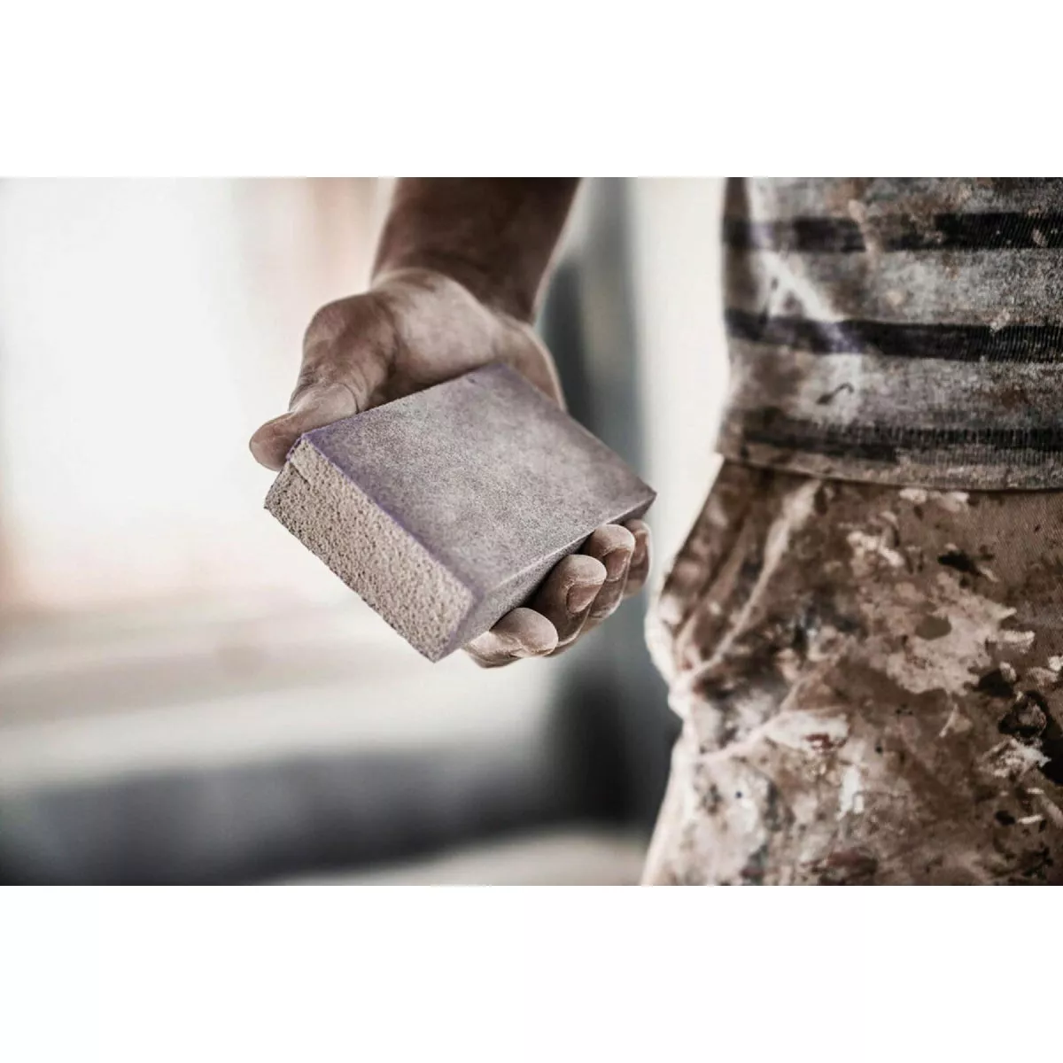 3M Pro Grade Precision 2.5 In. x 4.5 In. x 1 In. 120 Grit Fine Sanding Sponge - photo 2