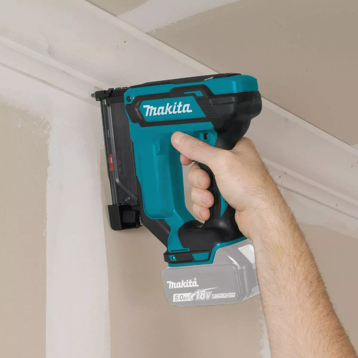 Makita 18-Volt LXT Lithium-Ion 23-Gauge Cordless Pin Nailer (Tool Only) - photo 8