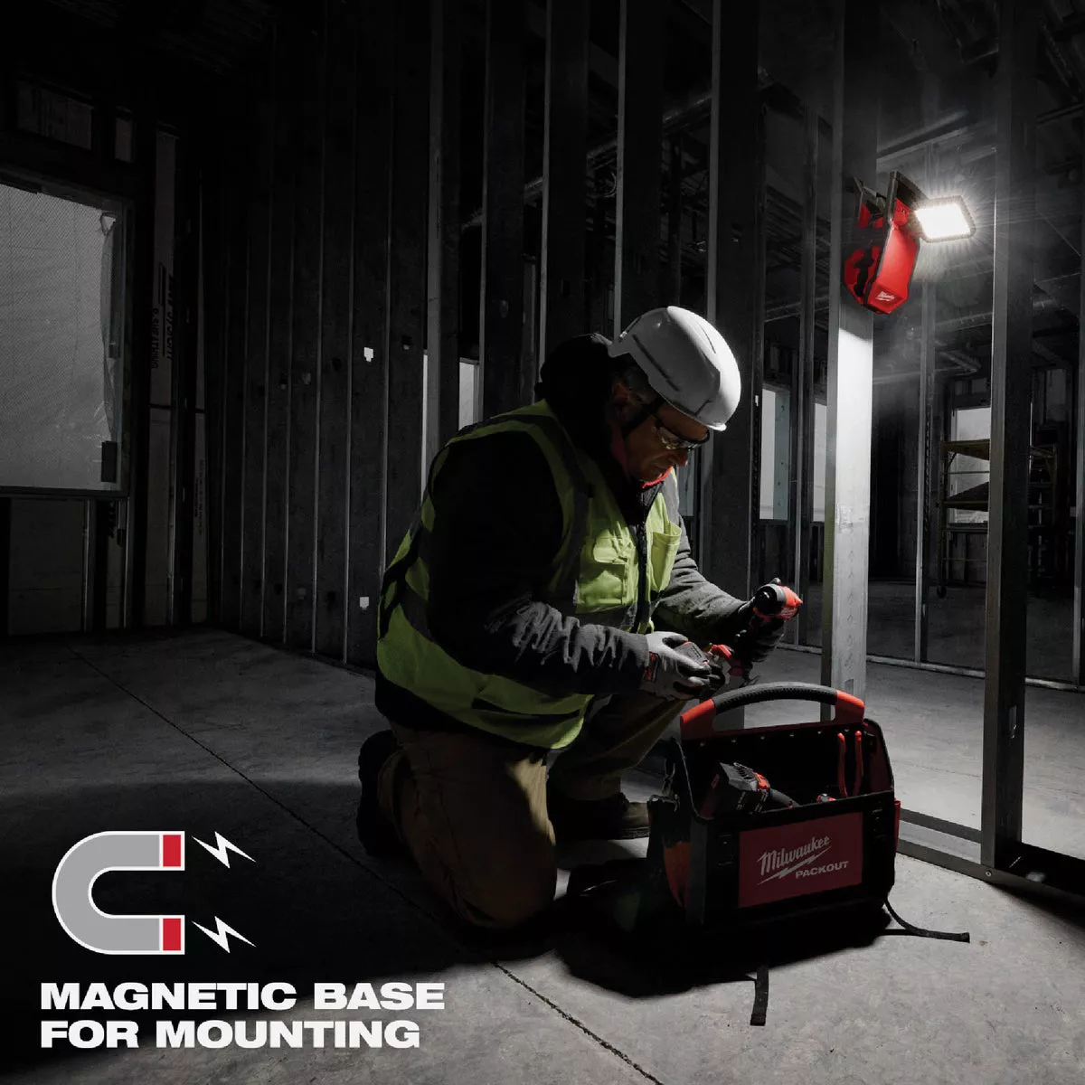 Milwaukee M18 ROVER Clamping Flood Light (Tool Only) - photo 10