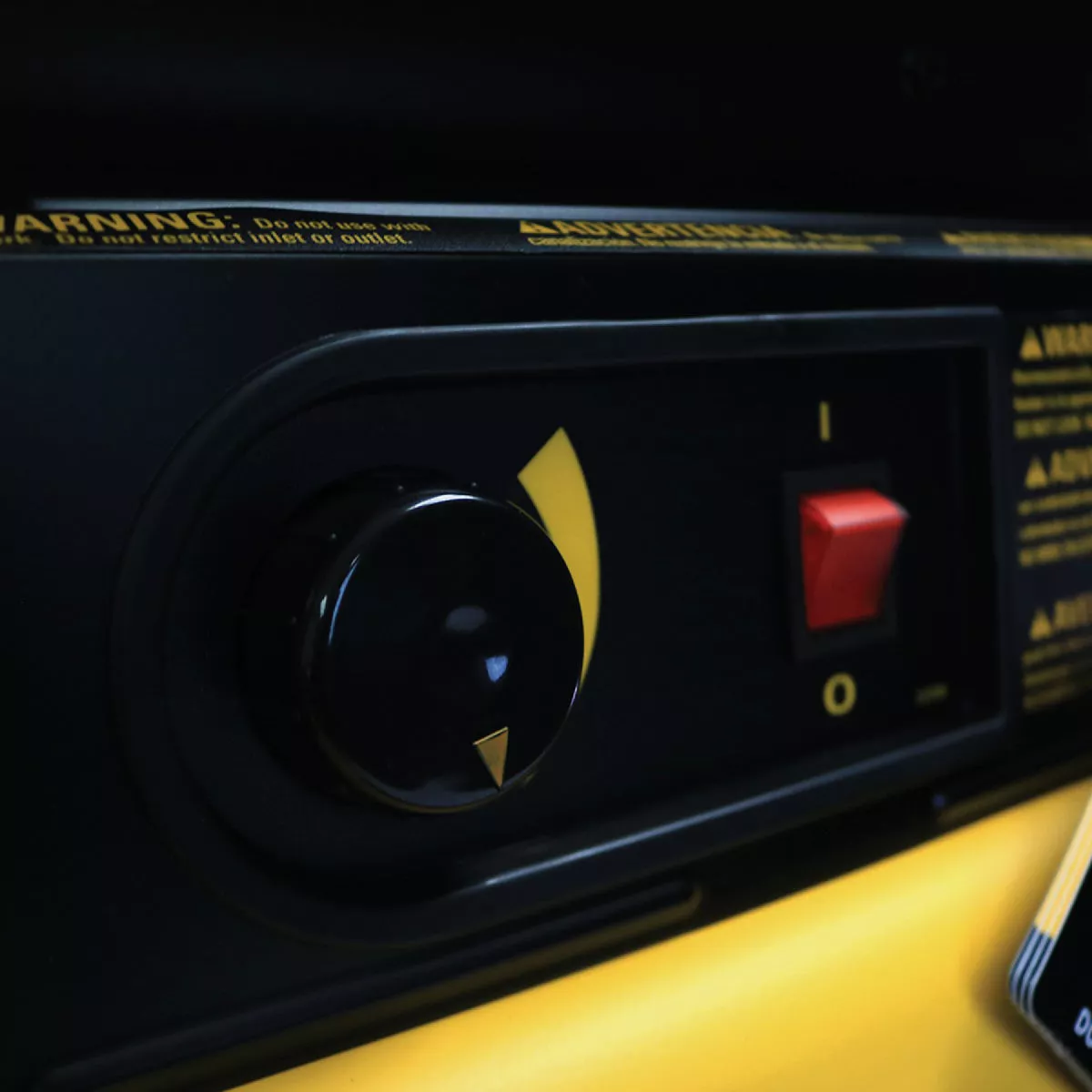 DEWALT 135,000 BTU Kerosene Forced Air Heater - photo 4