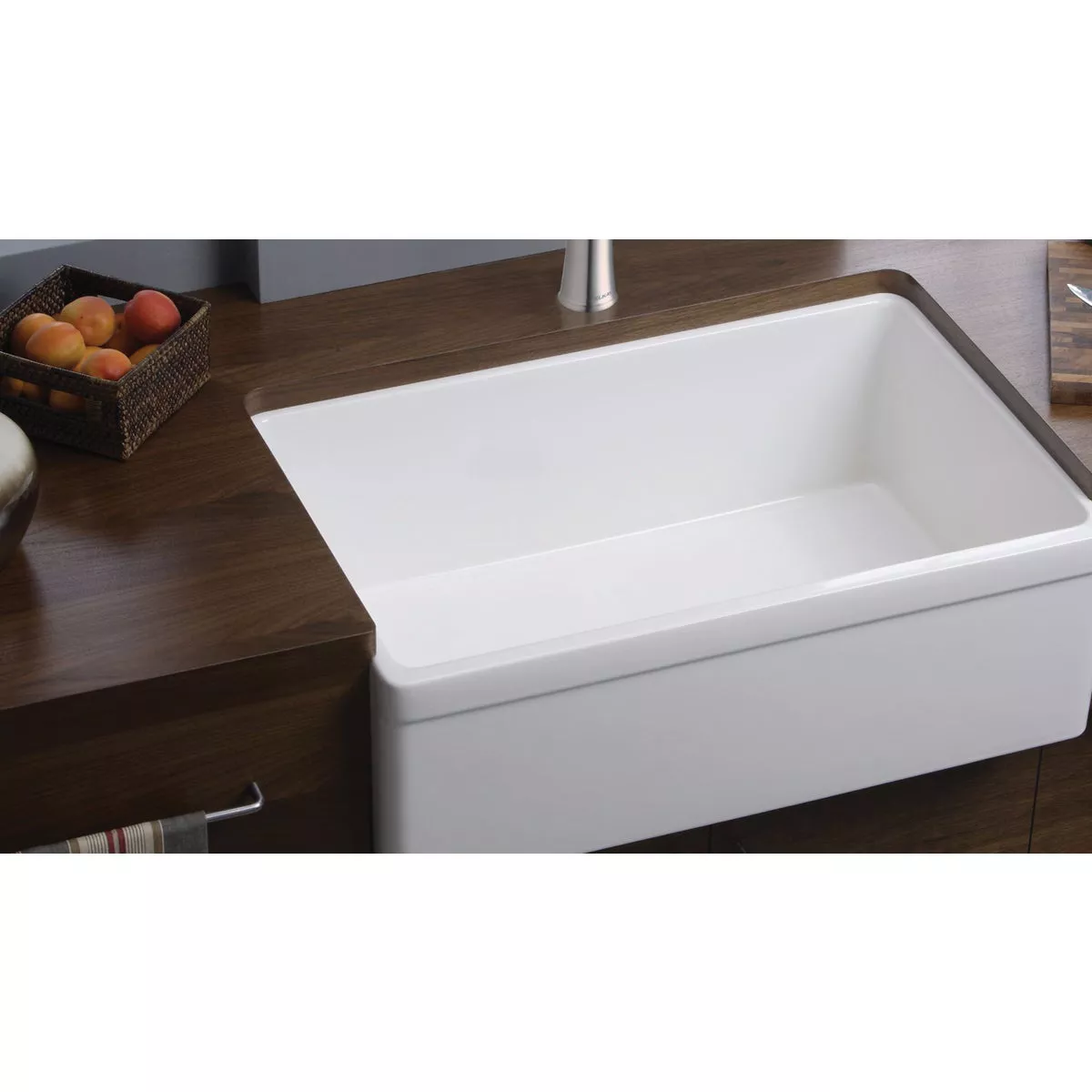 Elkay Fireclay 30 In. x 19-15/16 In. x 9-1/8 In. Single Bowl Farmhouse Kitchen Sink, White - photo 3