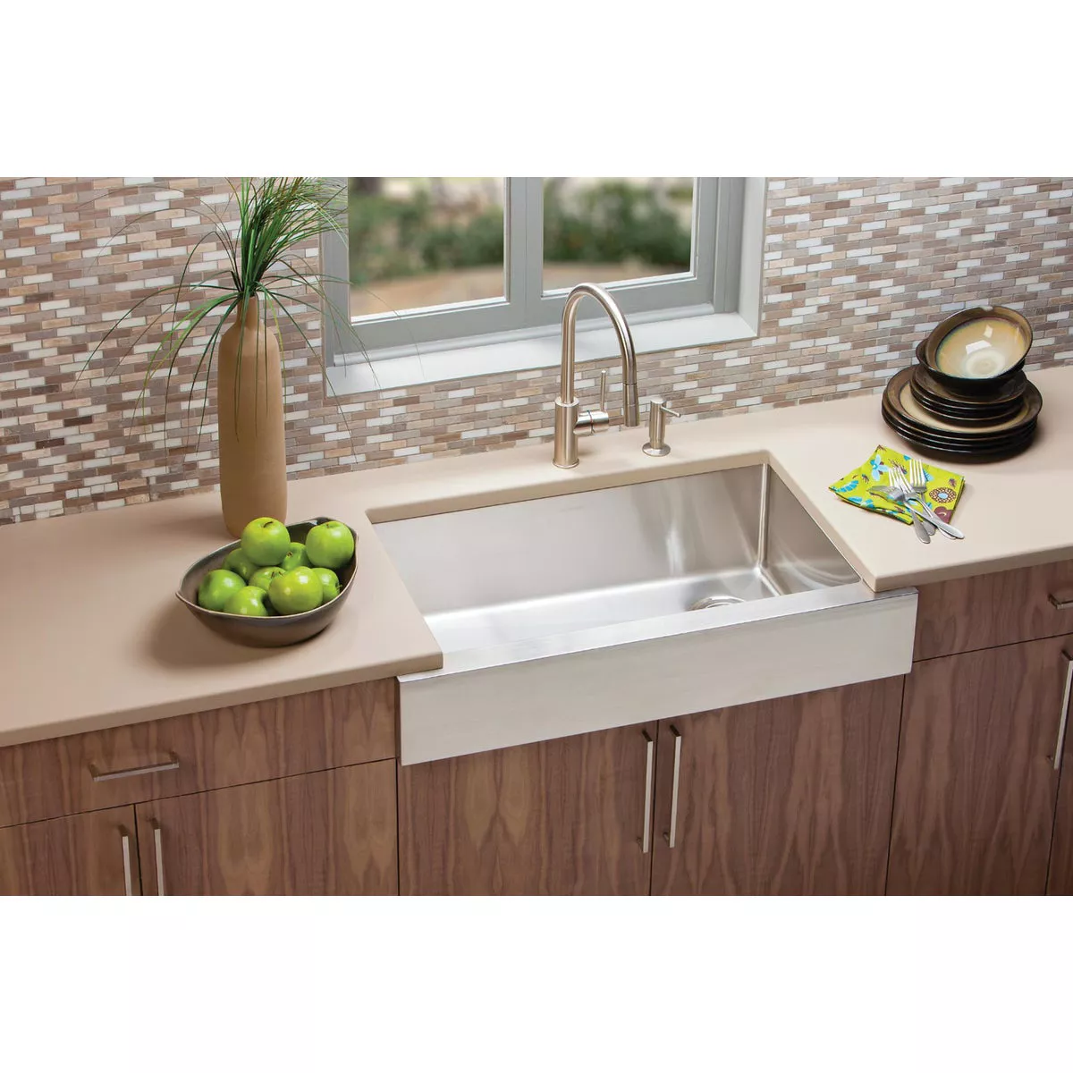 Elkay Crosstown 18 Ga. Stainless Steel 35-7/8 In. x 20-1/4 In. x 9 In. Single Bowl Undermount Farmhouse Kitchen Sink - photo 3