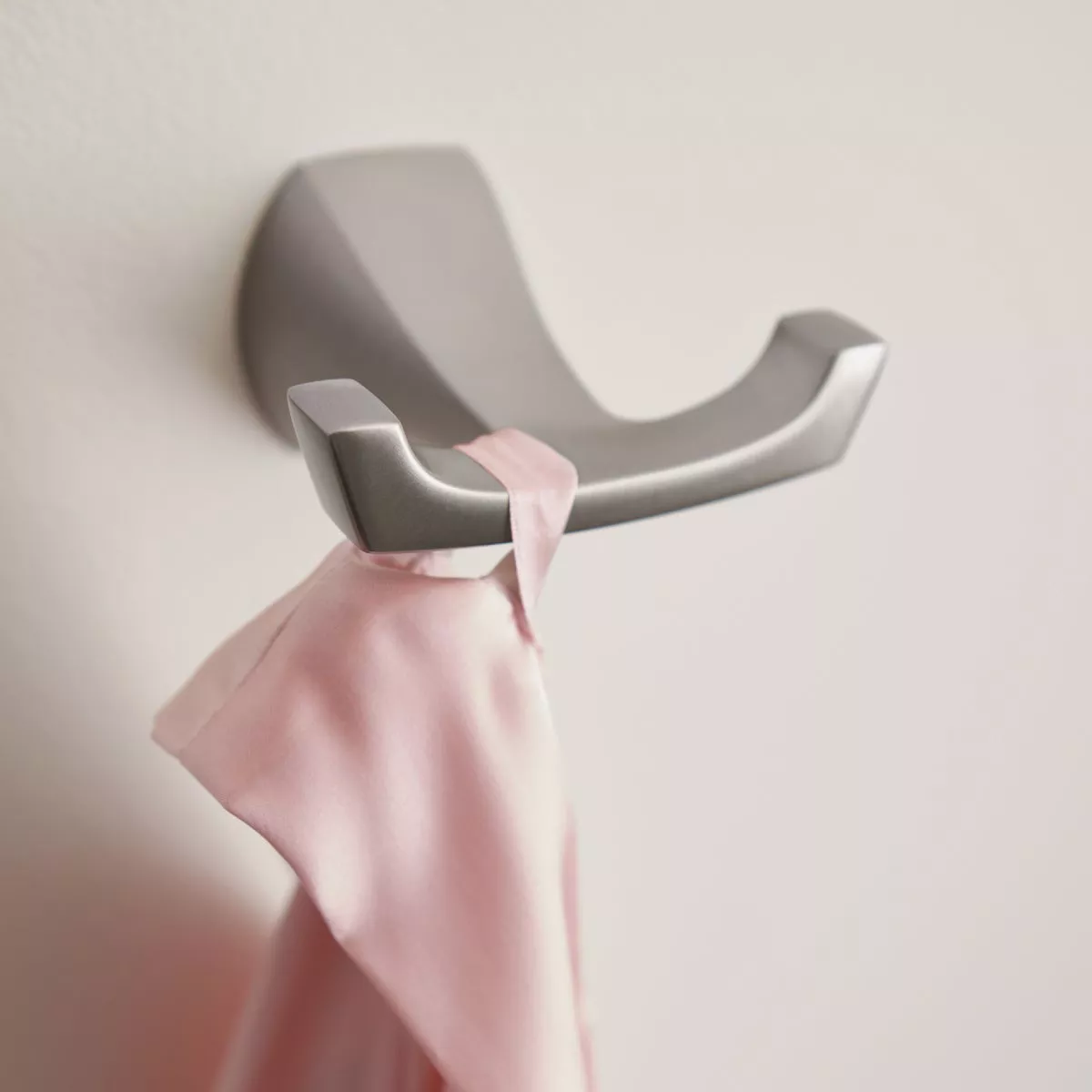 Moen Lindor Double Robe Hook, Spot Resist Brushed Nickel - photo 3