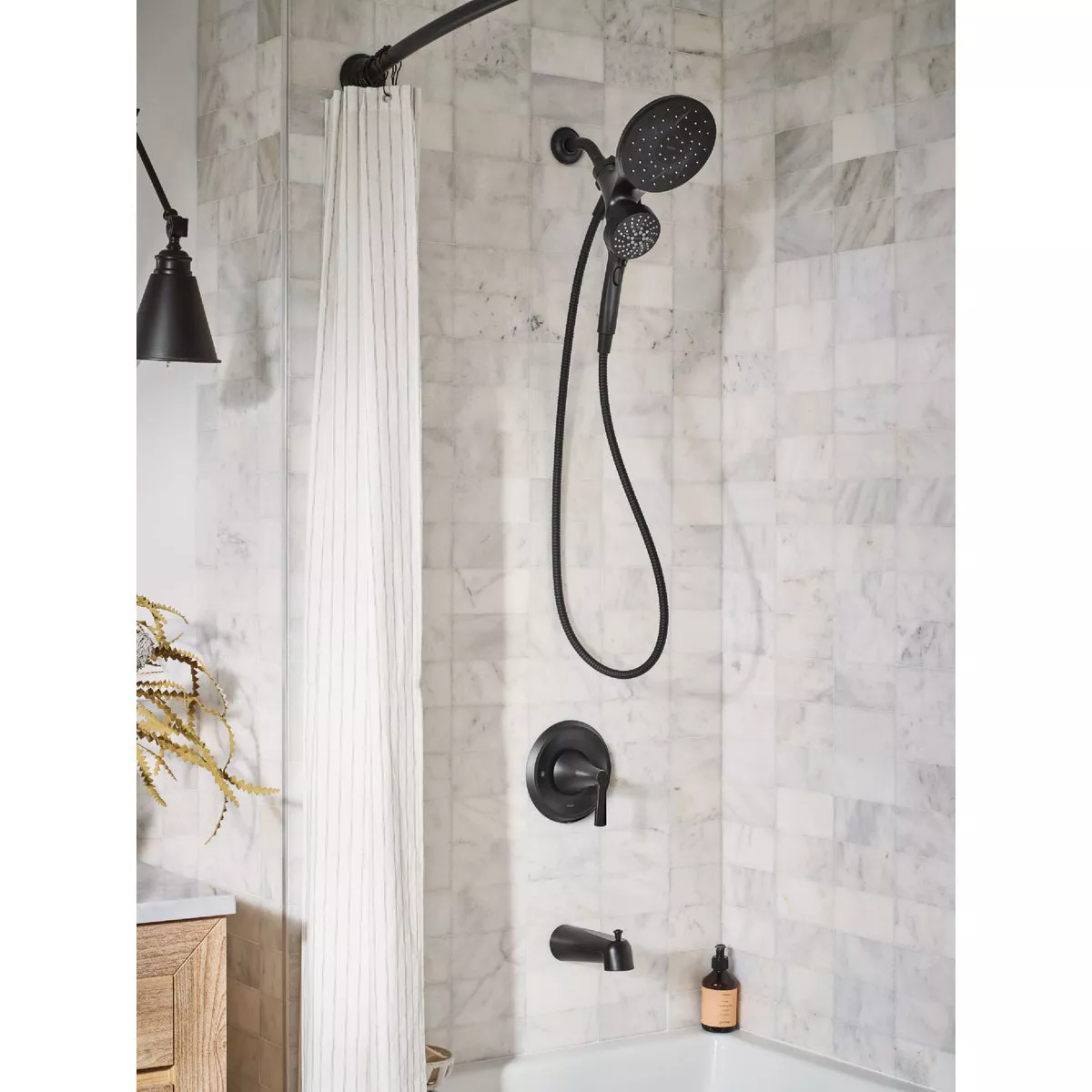 Moen Mikah Matte Black 1-Handle Tub & Shower Faucet - photo 2