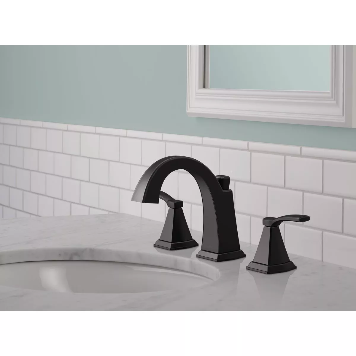 Delta Flynn 2-Handle Widespread Bathroom Faucet, Matte Black - photo 3
