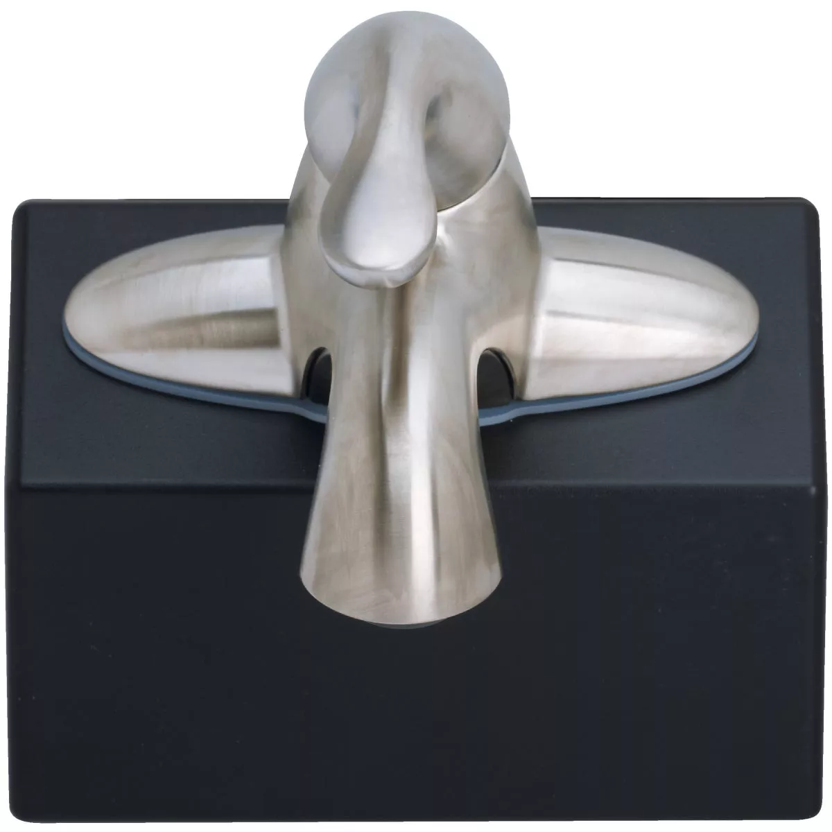 Delta Classic Stainless 1-Handle Lever 4 In. Centerset Bathroom Faucet with Pop-Up - photo 3