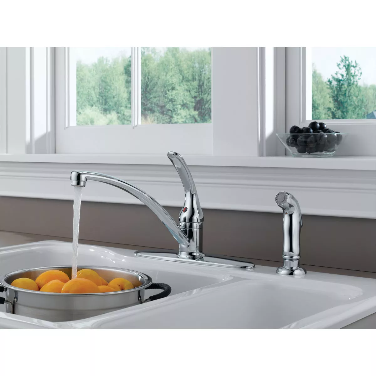 Delta Foundations 1-Handle Lever Kitchen Faucet with Side Spray, Chrome - photo 7