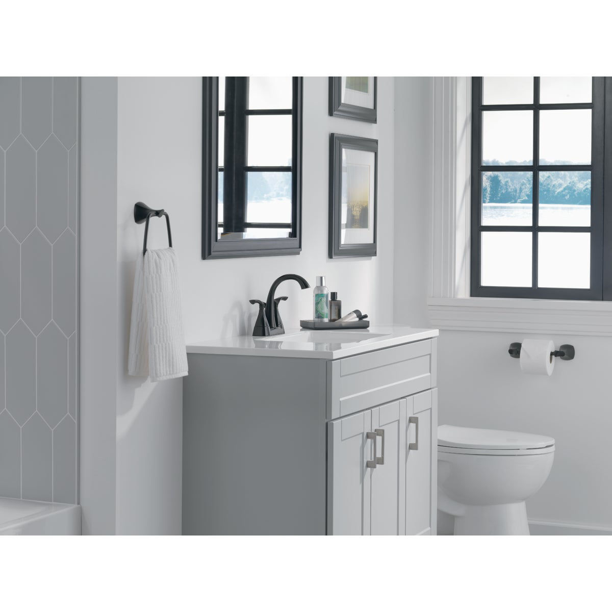 Delta Sandover Matte Black 2Handle Lever 4 In. Centerset Bathroom