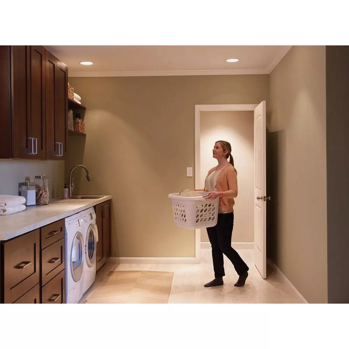 Lutron Maestro White 900 Sq. Ft. Coverage 180 Deg. Detection Single-Pole Occupancy Sensor Switch - photo 8