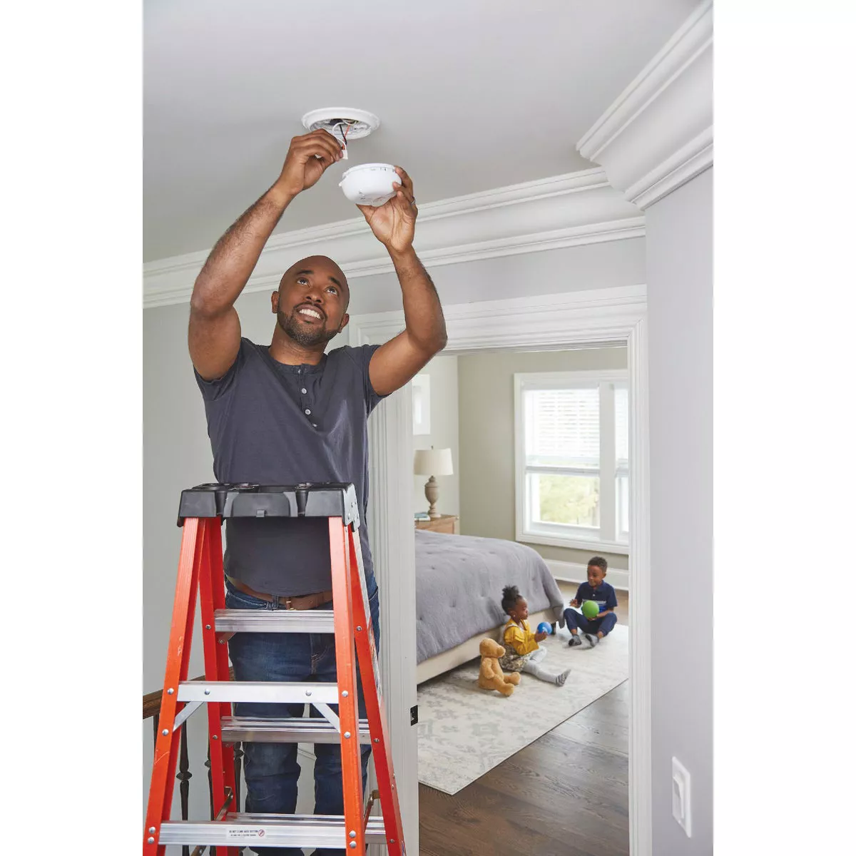 First Alert Hardwired 120V Ionization Carbon Monoxide and Smoke Alarm - photo 3