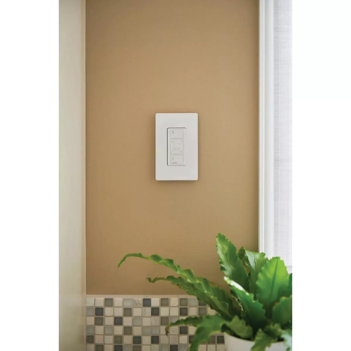 Lutron Pico 30 Ft. Range 3V White Dimmer Remote Control - photo 2