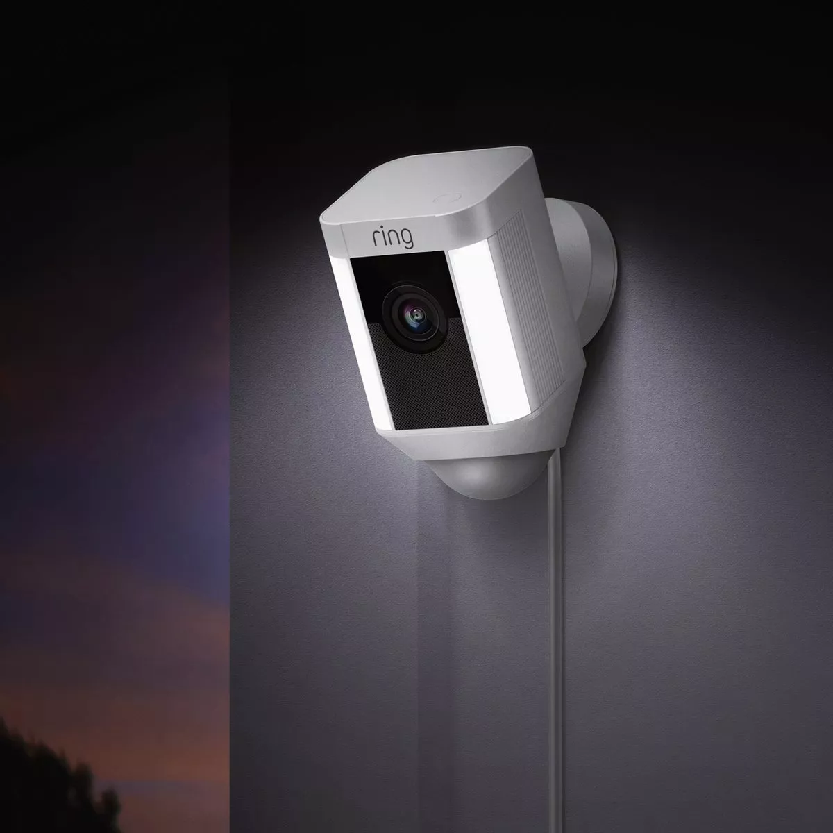 Ring Plug-In Indoor/Outdoor White Security Camera with Spotlight - photo 3