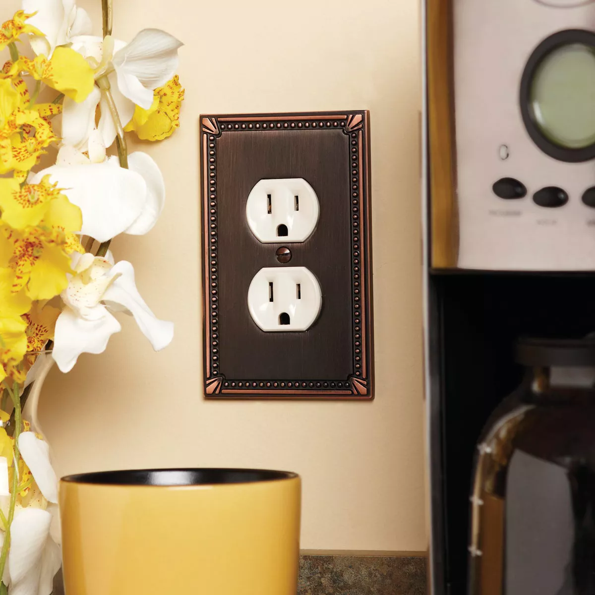 Amerelle Imperial Bead 1-Gang Cast Metal Outlet Wall Plate, Aged Bronze - photo 3