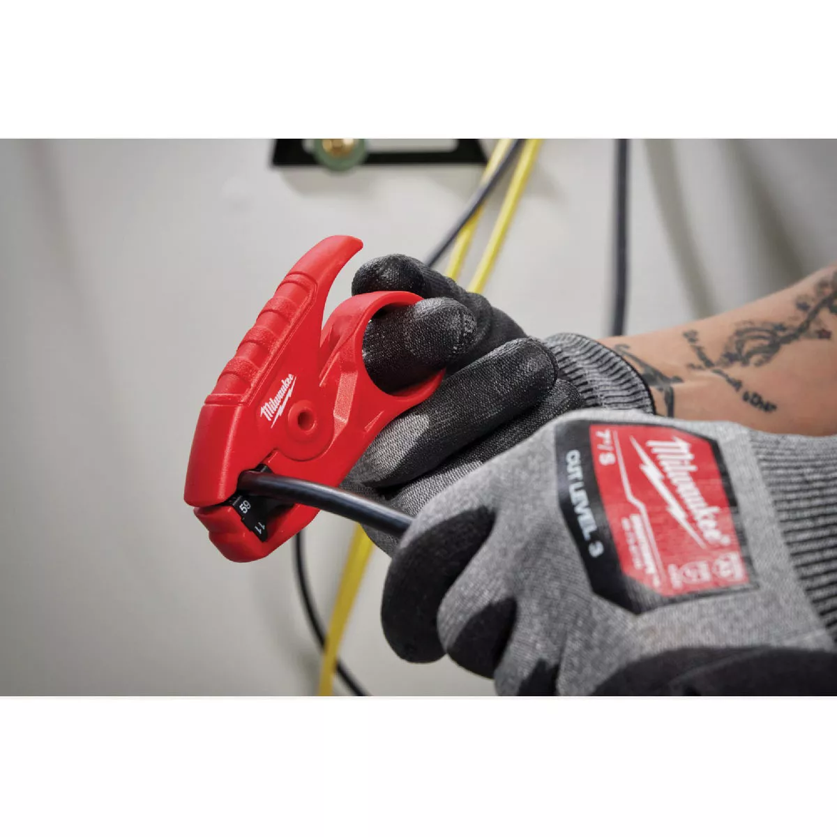 Milwaukee Coax Stripper | Do it Best