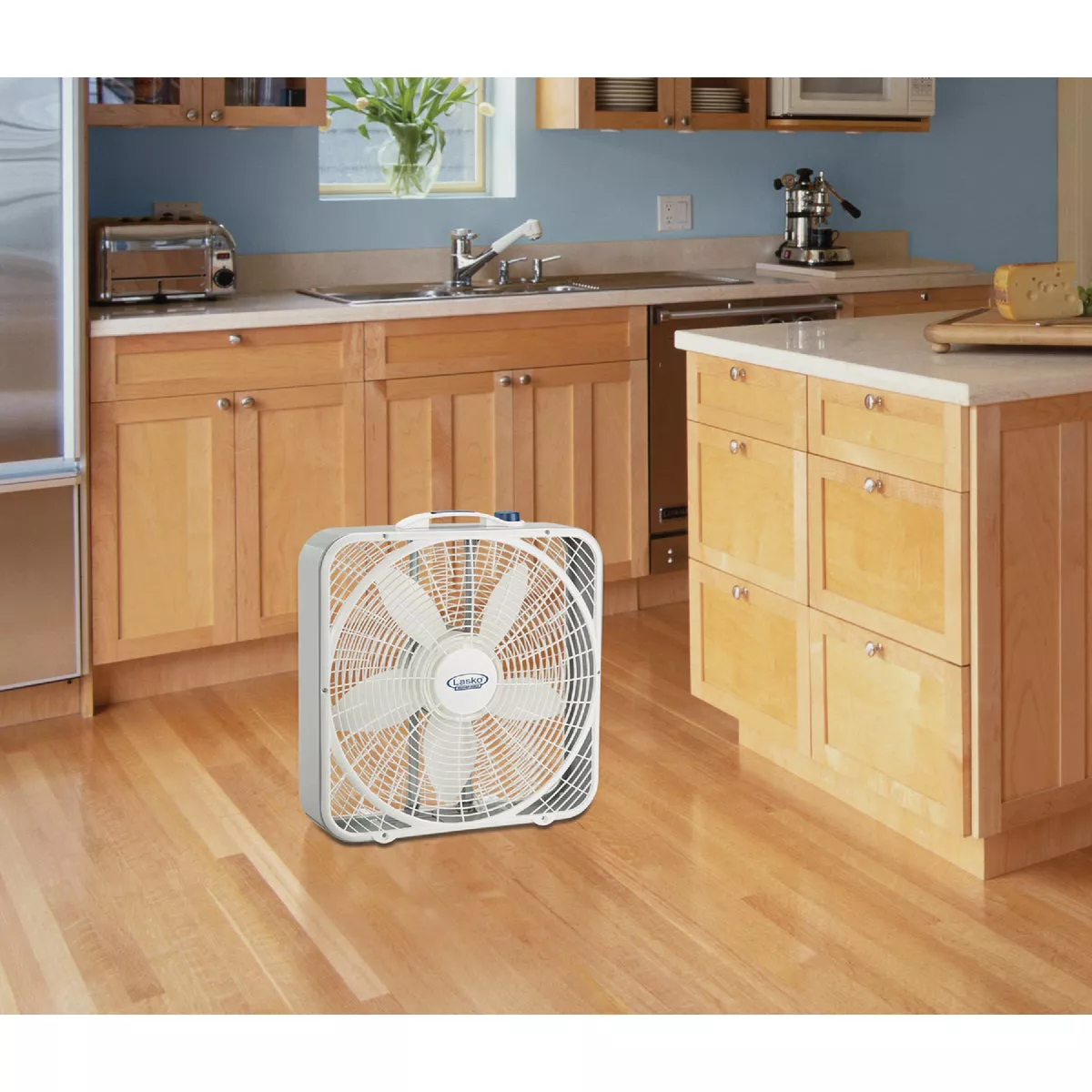 Lasko 20 In. 3-Speed White Weather-Shield Performance Box Fan - photo 4