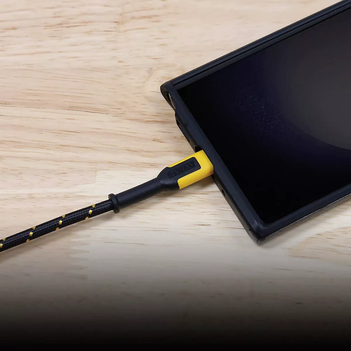 DEWALT 4 Ft. Type-C to USB Reinforced Braided Cable - photo 3
