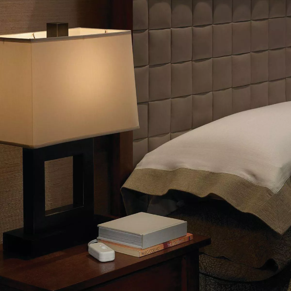 Lutron Credenza 100W White CFL/LED Lamp Dimmer - photo 4