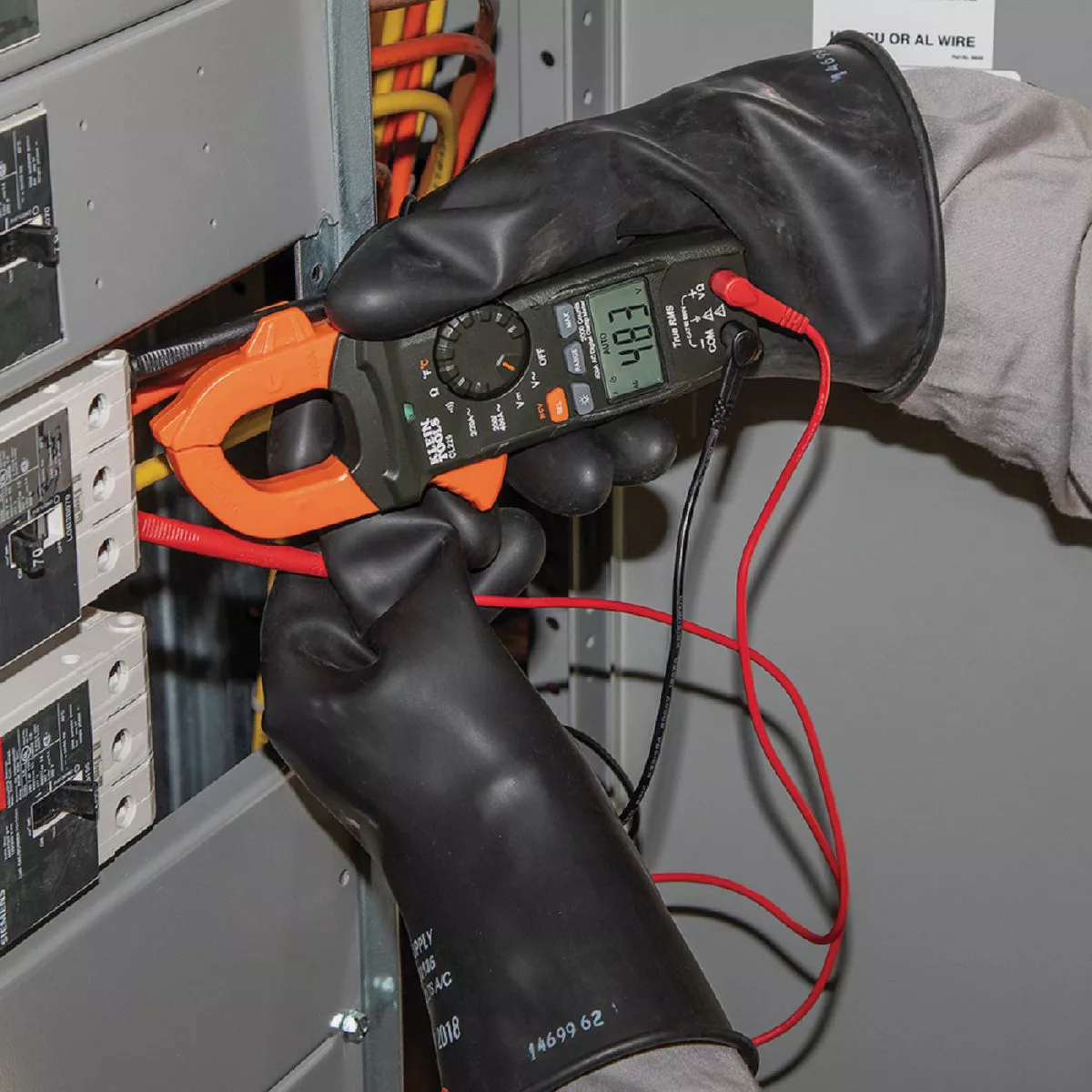 Klein 600V AC/DC Digital Clamp Meter - photo 3