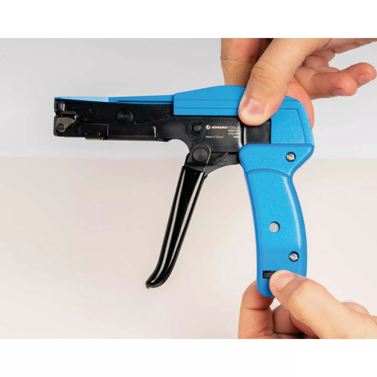 Jonard Tools 3/16 In. Heavy-Duty Cable Tie Gun - photo 5
