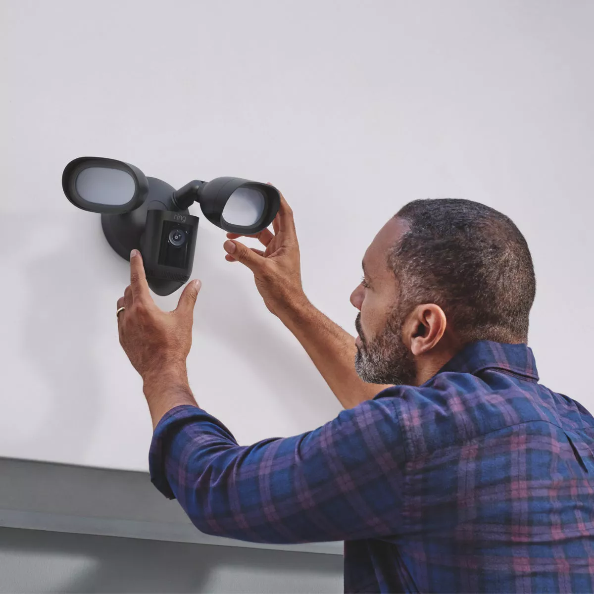 Ring Floodlight Cam Wired Pro Hardwired Indoor/Outdoor Security Camera, Black - photo 3