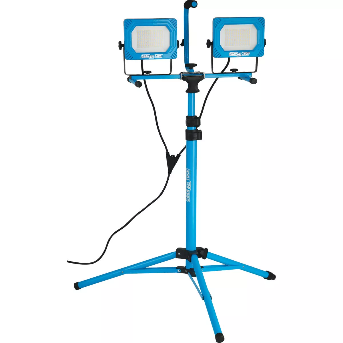Channellock 24,000 Lm. Dual-Head Tripod Work Light With AC Outlets - photo 2