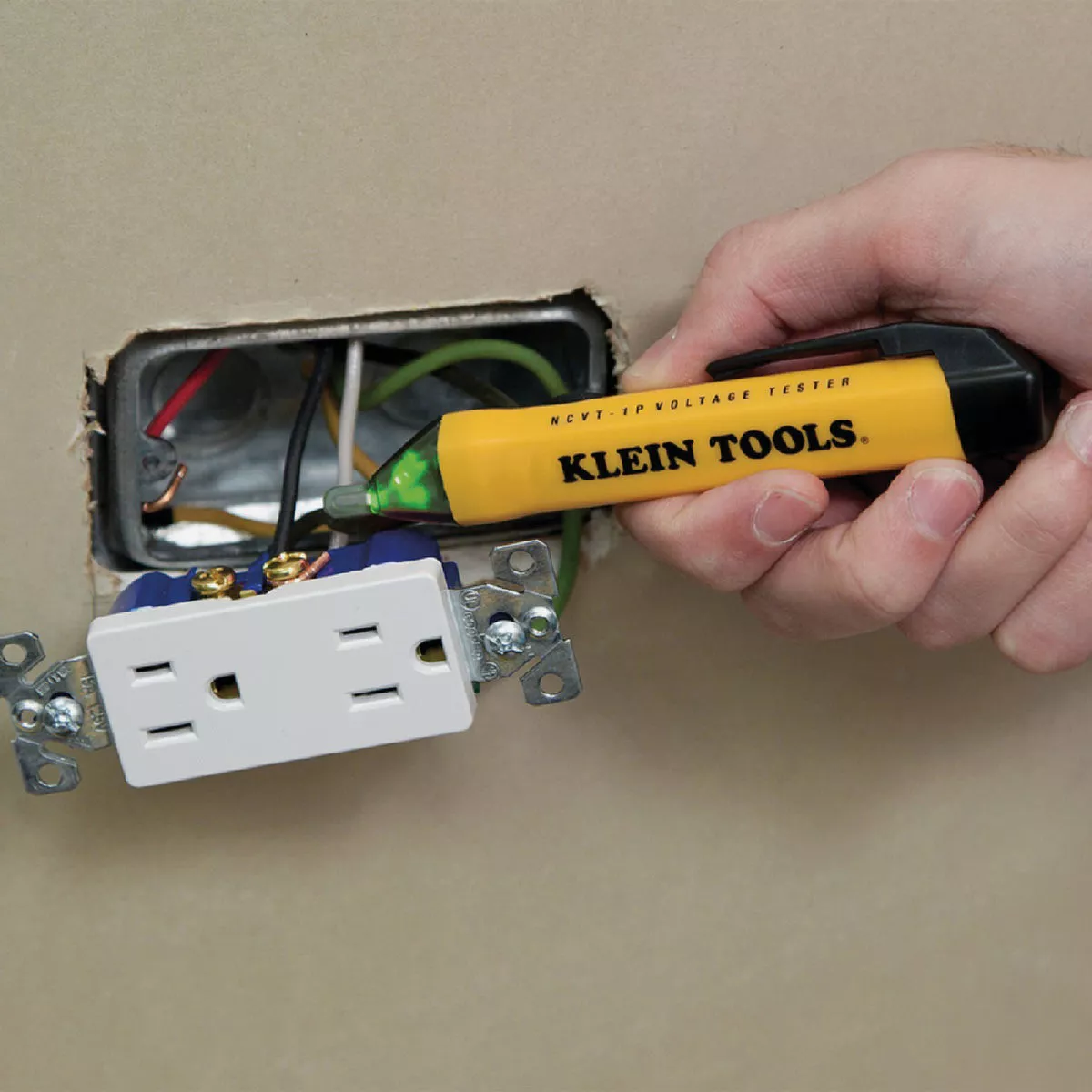 Klein Non-Contact Green LED Voltage Tester Pen - photo 4