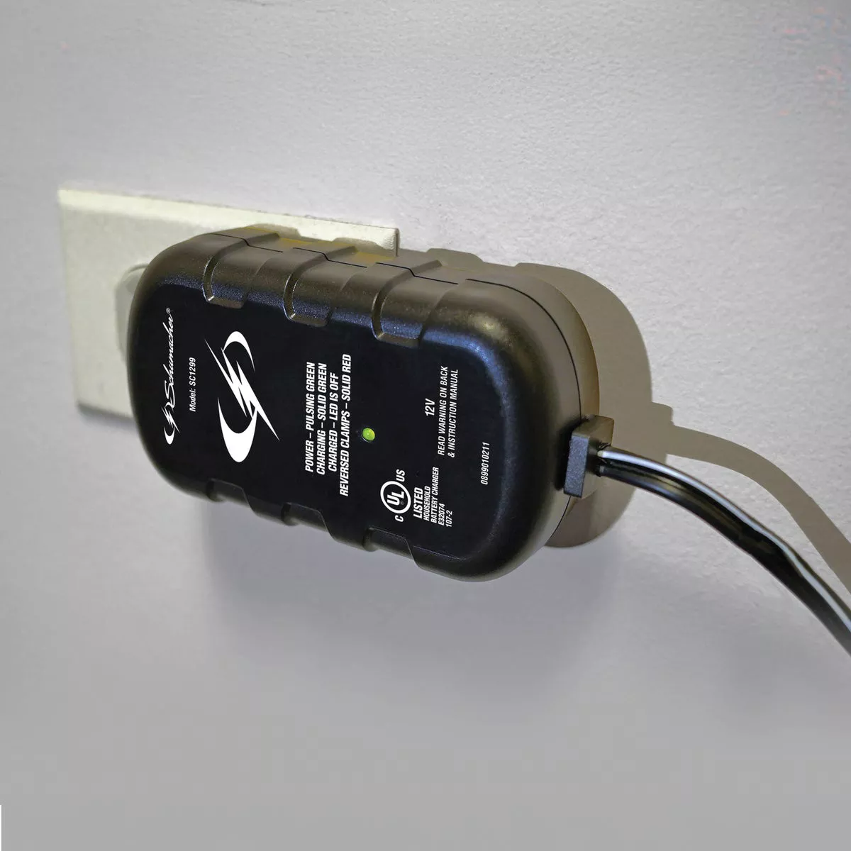 Schumacher Automatic 12V 0.75-Amp Auto Battery Charger - photo 5