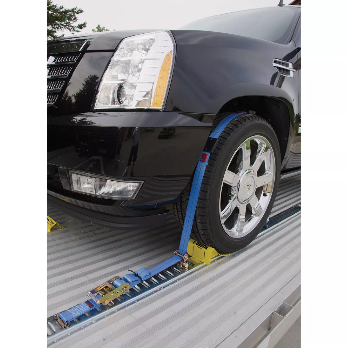 Erickson Moveable Wheel E-Chock | Do it Best